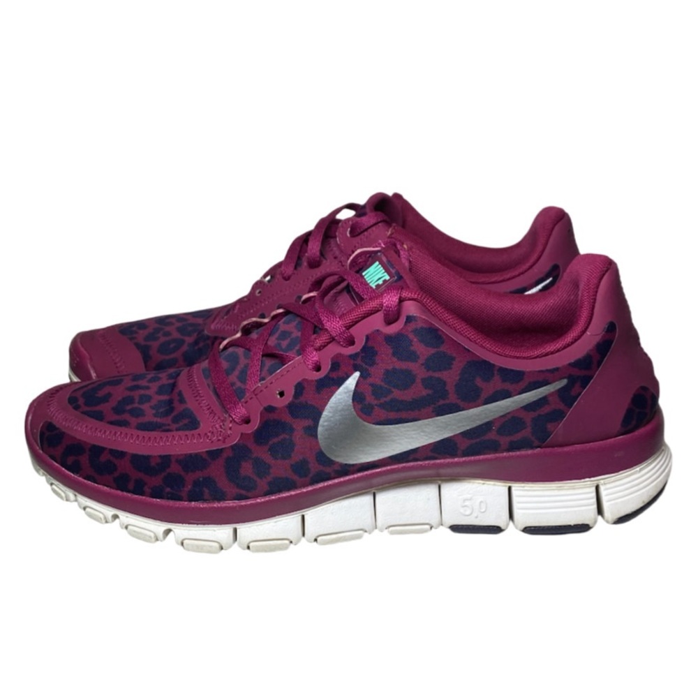 Nike Red and Silver Athletic Shoes with Flex Grooves